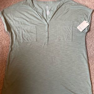 St. John’s Bay misses medium tall shirt NWT